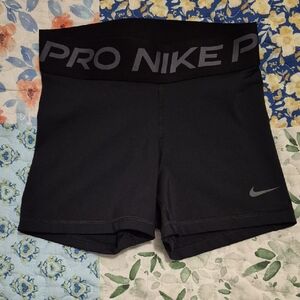 Nike Yoga Shorts XS